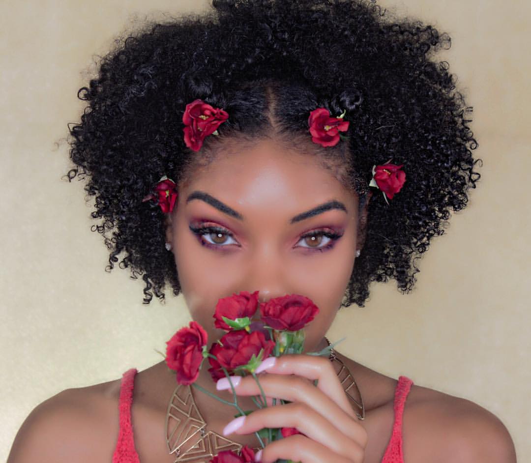 Activate your inner muse with these flowered hairstyles