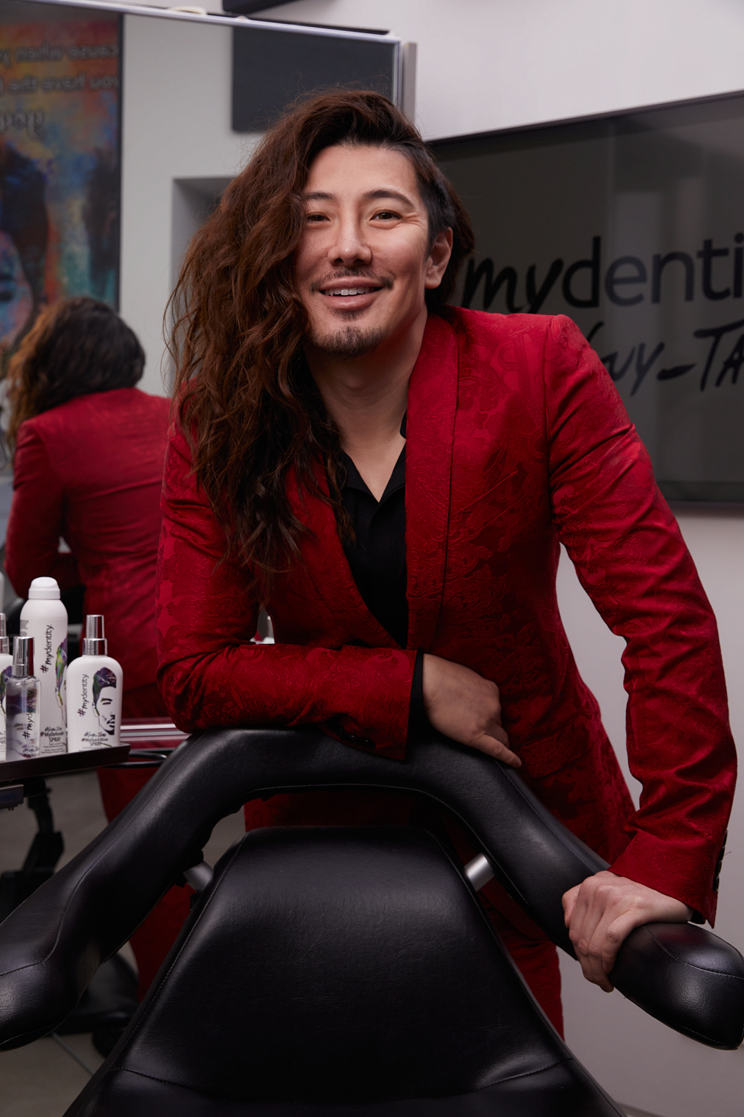 Celebrity Colorist  Guy Tangs Weighs In Whether You Should Get a Gloss, Glaze, Dye, or Toner